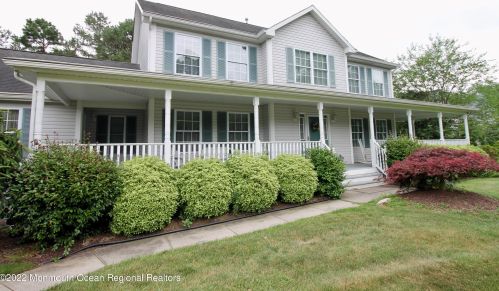 367 Tall Tree Ct, Jackson Twp, NJ 08527-3158