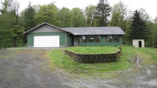 146 Broken Mountain Dr, Kelso, WA 98626-9541