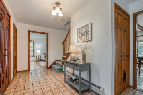 132 Stanton Rd, Flemington, NJ 08822-7050
