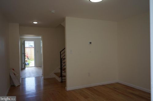 135 Gay St, Philadelphia PA  19127-1323 exterior