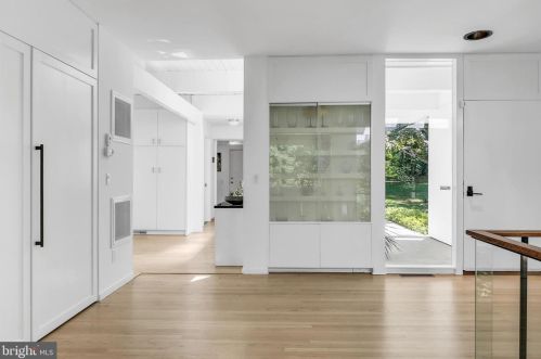 279 Ridgeview Rd, Princeton NJ  08540-7665 exterior