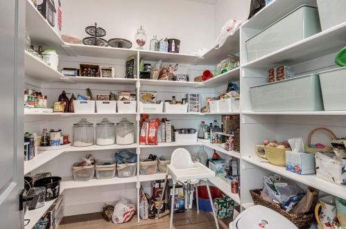 2712 Mt Jordan Rd, Sandy UT 84092-3380 exterior