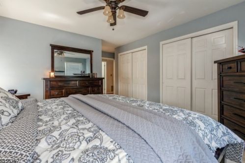 32 Boulder Run Rd, Paterson NJ 07501-3356 exterior