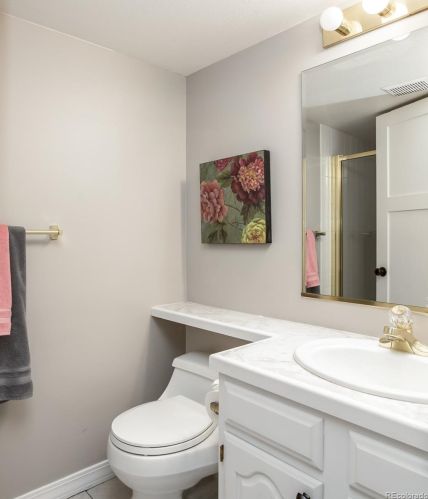 7984 Willow Ct, Englewood CO 80112-2742 exterior