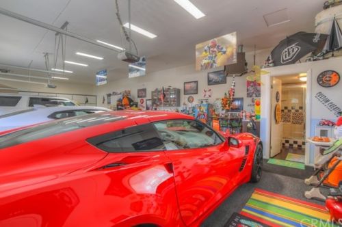 16122 Ponderosa Ln, Riverside CA  92504-6155 exterior