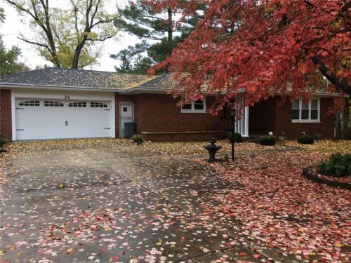 214 Thomas Ter, Edwardsville, IL 62025-2423