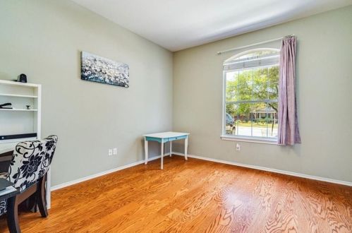 132 Trinity Dr, Uhland TX 78640-4330 exterior