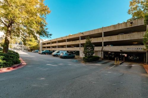 795 Hammond Dr, Atlanta GA  30328-5517 exterior