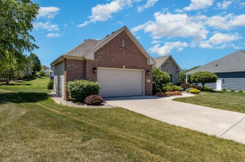6747 Deer Creek Ct, Crown Point, IN 46307-7143
