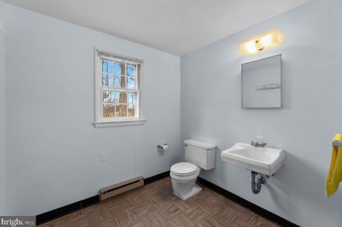 1504 Gridley Ln, Silver Spring MD 20902-3851 exterior