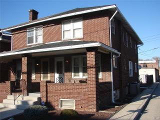 513 Lafayette St, Allentown, PA 18104-5008