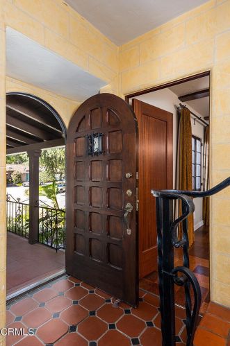 1408 Cordova Ave, Glendale CA  91207-1532 exterior