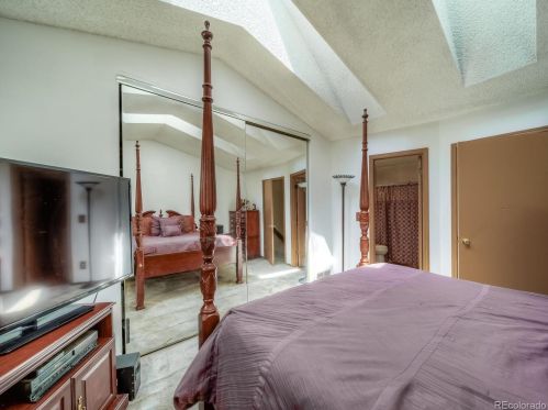 11885 Kepner Dr, Aurora CO 80012-3284 exterior