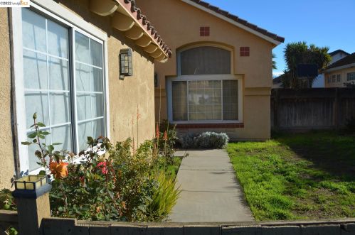 1110 Palomar Ct, Tracy, CA 95377-8964