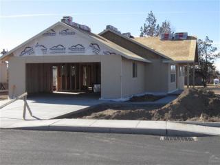 822 Quince Ave, Eagle Crest, OR 97756-3811