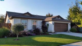 4113 Creekside Ct, Visalia, CA 93277-5182