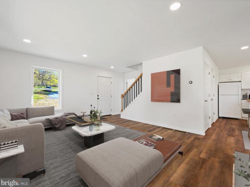 156 Juniata Ave, Lancaster, PA 17602-5800