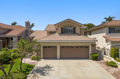 1075 Miles Ct, Anaheim, CA 92808-1480