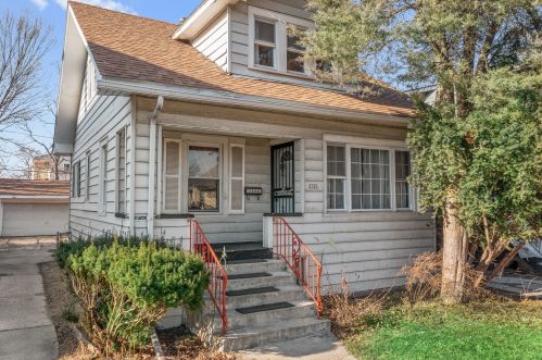 2106 3rd Ave, Broadview, IL 60153-3320