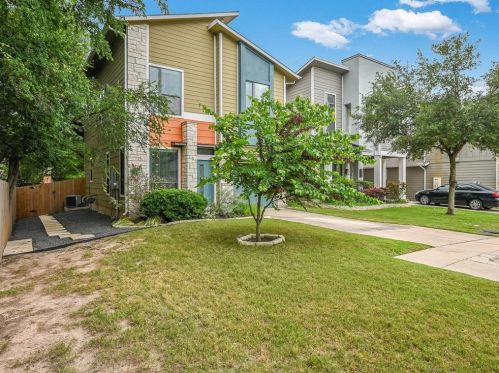 6740 Blarwood Dr, Austin TX  78745-4850 exterior