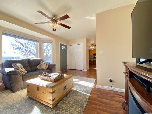 381 400, Smithfield UT 84335-1349 exterior