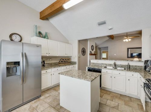 1412 Baker Dr, Cedar Hill TX 75104-1342 exterior