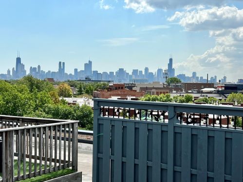 1760 Wrightwood Ave, Chicago IL  60614-1945 exterior