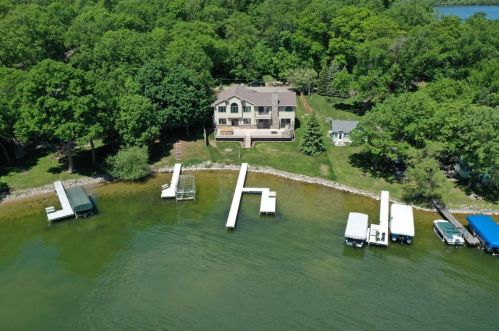 15354 Crestland Rd, Paynesville, MN 56362-9320