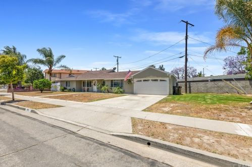 615 Hazelwood St, Anaheim, CA 92802-1421