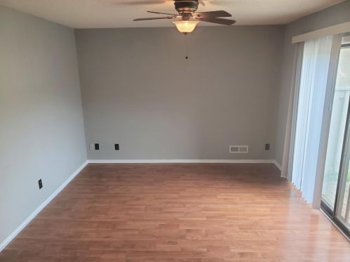 1054 Carmel Ct, Saint Paul MN  55126-5877 exterior