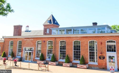 9621 Hastings Dr, Columbia MD  21046-1904 exterior