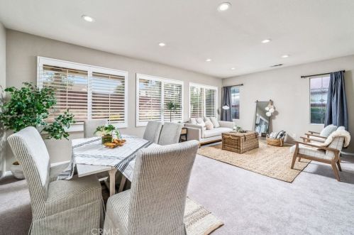 12611 Avocado Way, Riverside CA  92503-7031 exterior