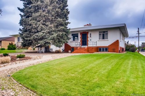 2695 Oneida St, Denver, CO 80207-3534