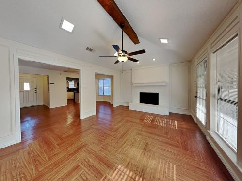 1110 Holly Ln, Cedar Hill TX  75104-4725 exterior