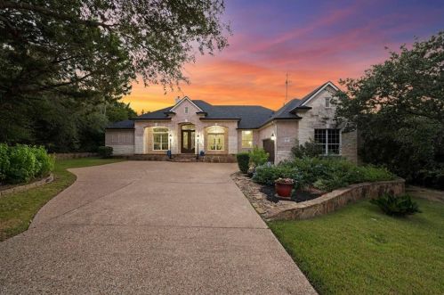 8009 Dark Valley Cv, Austin, TX 78737-3520