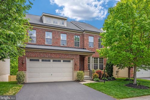 15832 Lee Carter Rd, Gainesville, VA 20155-2033