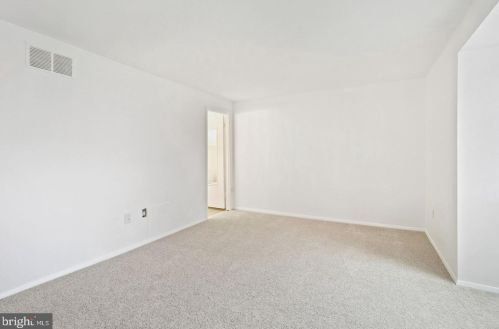 7350 Kerry Hill Ct, Columbia MD  21045-5034 exterior