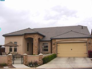 5528 Orchard Ave, Visalia, CA 93277-5174