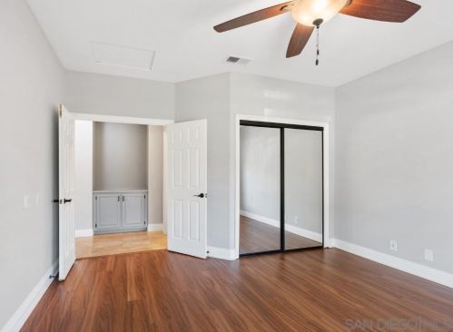 1597 Parkview Dr, Vista CA  92081-8750 exterior