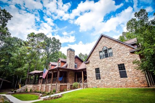 148 Green St, Concord, GA 30206-3277