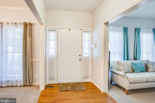 6402 Summer Breeze Ct, Fredericksburg, VA 22407-8436