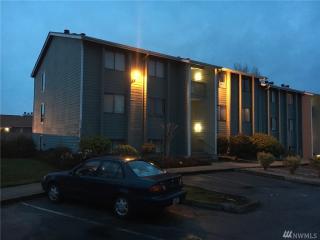 1315 Puget Dr, Seattle WA  98055-4364 exterior
