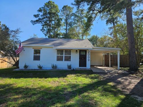 2009 White Oak Dr, Conroe TX  77304-2131 exterior