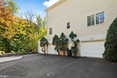 468 State Rd, Princeton NJ  08540-1412 exterior