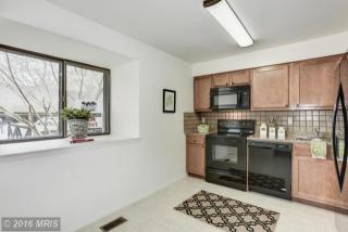 7476 Hickory Log Cir, Columbia MD  21045-5003 exterior