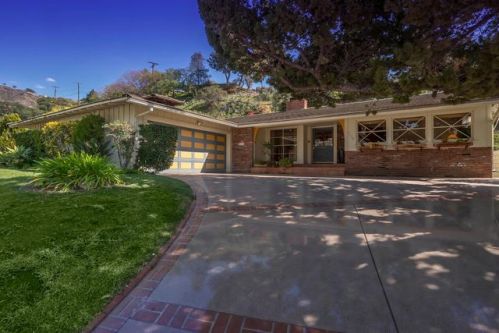 1660 Pacific Ave, Glendale CA  91202-1147 exterior