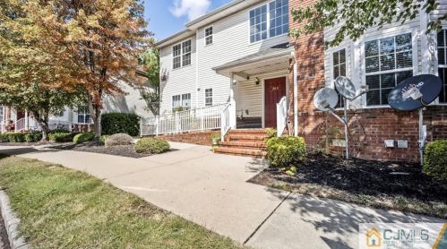 229 Pinelli Dr, Piscataway NJ  08854-2262 exterior