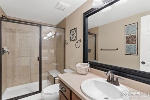 5513 Fairmount Dr, Fort Collins CO  80550-7067 exterior