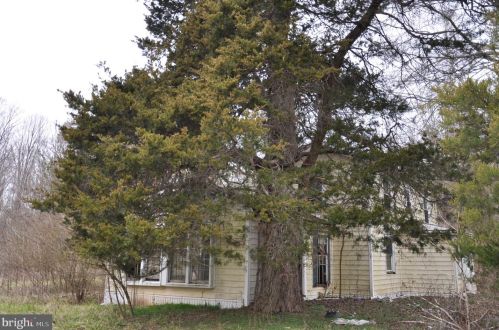 3815 Kentucky Springs Rd, Bumpass, VA 23024-4707