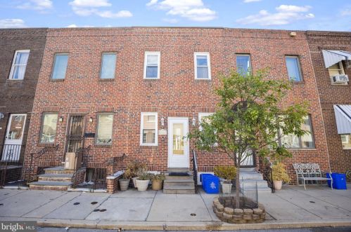 2542 Alder St, Philadelphia, PA 19133-1628